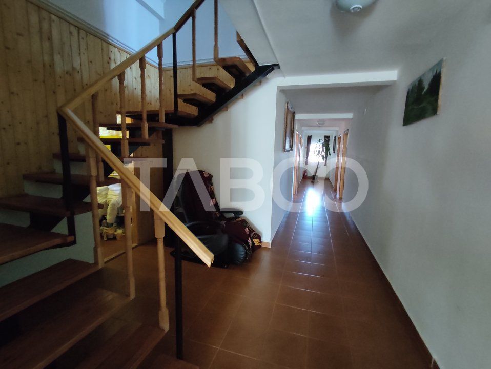 EXCLUSIVITATE Pensiune 9 camere 615 mpu 3600 mp teren in Fantanele – fotografia 23 din 35