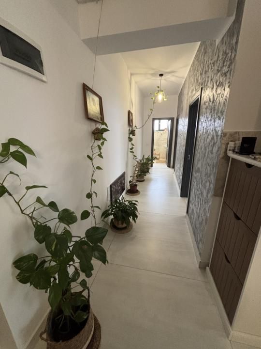 Apartament cu 3 camere de vanzare parter zona Dem Radulescu Rm Valcea – fotografia 5 din 7