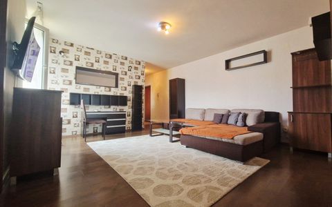 Locuinta moderna, renovata, cu balcon si parcare, strada Tineretului