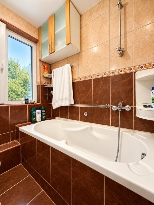 Garsoniera , 15 mp, etaj 3, mobilata si utilata - Zona Sagului – fotografia 5 din 5