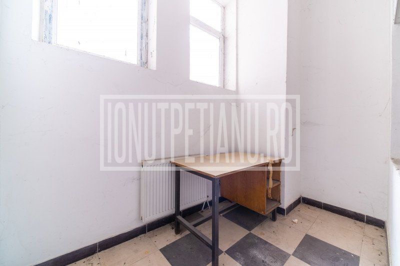 Spatiu comercial Bd Unirii Piața Alba Iulia Parter + 1etaj – fotografia 13 din 18