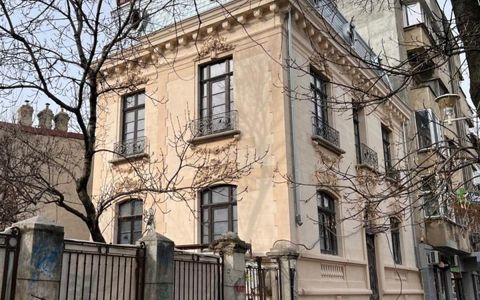 Historic Villa + 306sqm Land | Arh Ion Berindey | Dinicu Golescu - Ultracentral