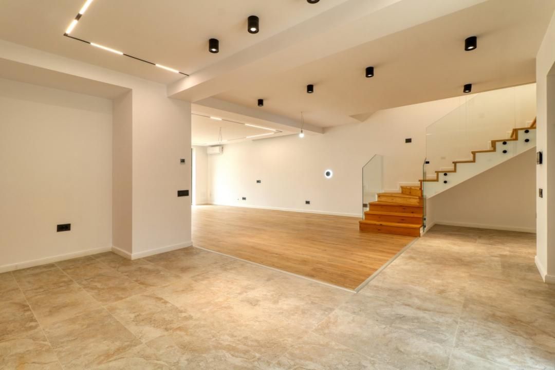 NEW CONCEPT HOUSE | 235 MP UTILI | OPEN SPACE & TERRACES – fotografia 9 din 33