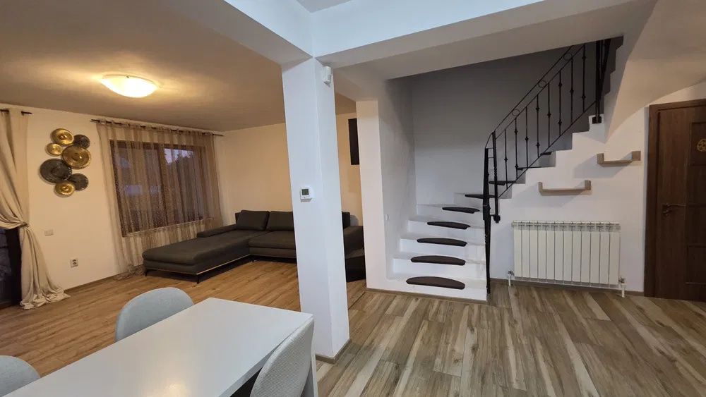 CASĂ DE ÎNCHIRIAT CU 5 CAMERE, 3 BĂI ȘI TERASĂ – COMPLET MOBILATĂ ȘI UTILATĂ – fotografia 1 din 8