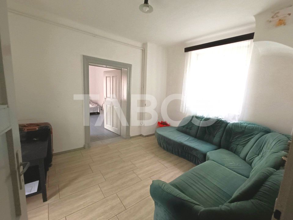 Apartament la casa 3 camere 70 mpu utili in apropiere de Piata Cibin – fotografia 5 din 10