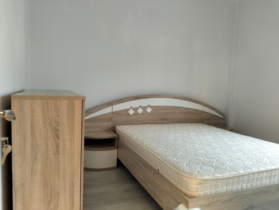 Apartament 3 camere | Mobilat | Bucatarie inchisa cu sticla | Parcare inclusa – fotografia 4 din 19