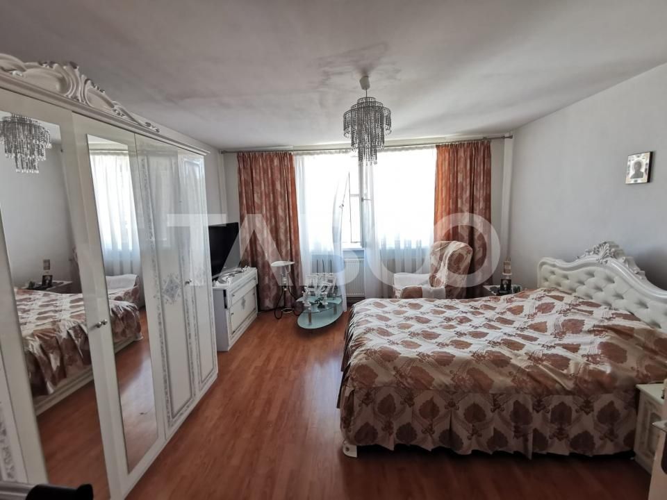 Casa individuala cu 5 camere si 687 mp teren in zona Lazaret – fotografia 4 din 16