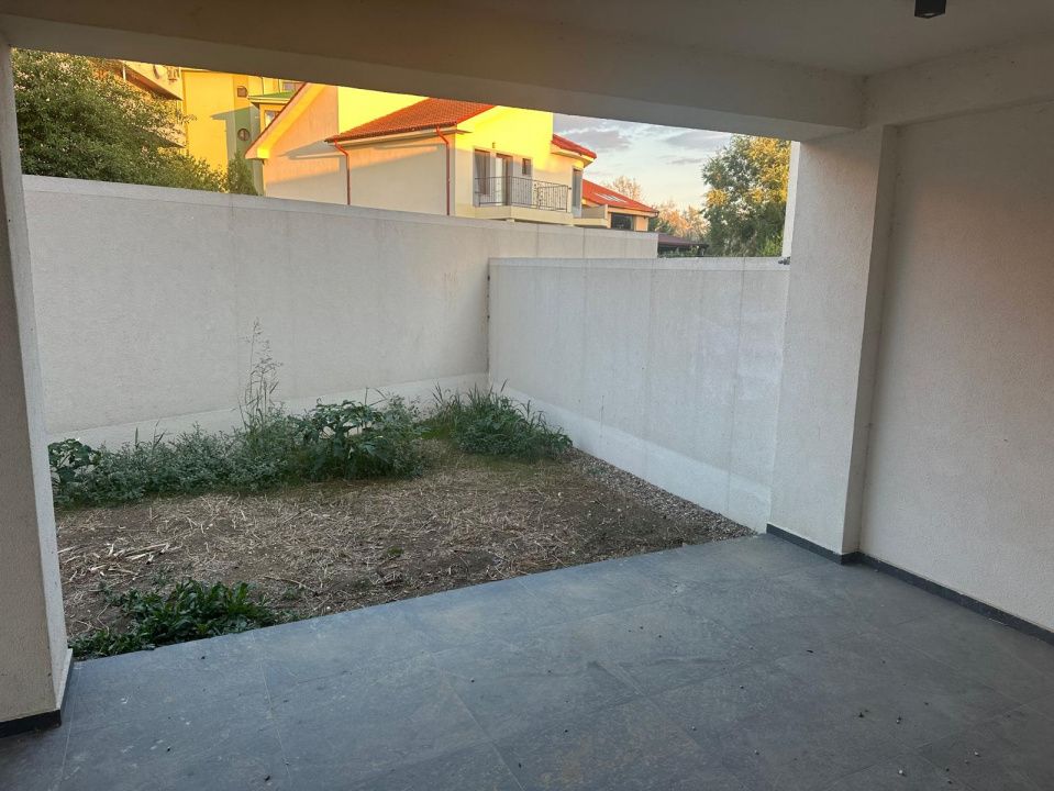 Vilă de vânzare pe malul lacului | in zona Mamaia Nord | 0% Comision – fotografia 23 din 23