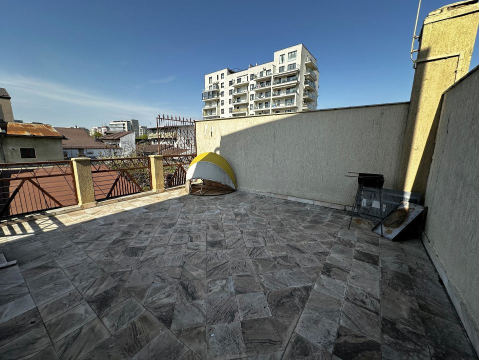 Oportunitate investitie – Casa 8 camere 13 Septembrie - Panduri | 253 mp – fotografia 17 din 23