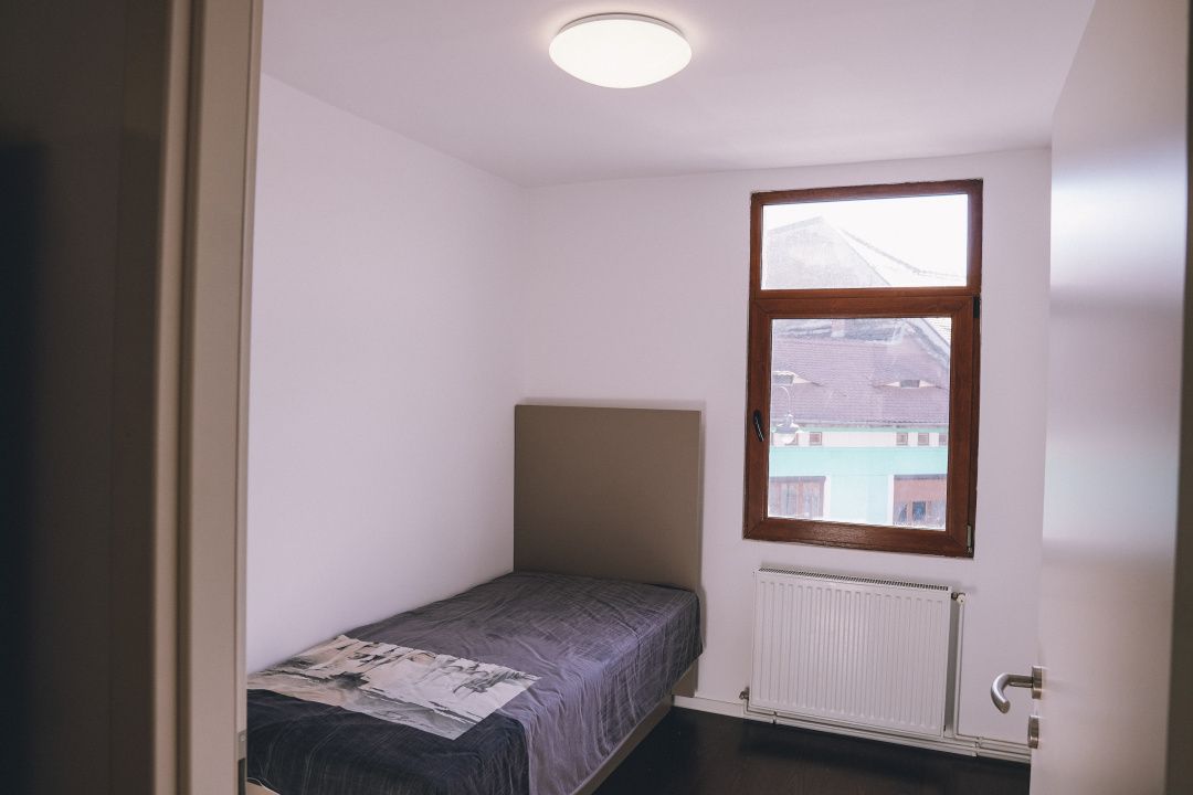 Apartament 3 camere superb, gata renovat – Centrul Istoric Sibiu! – fotografia 15 din 21