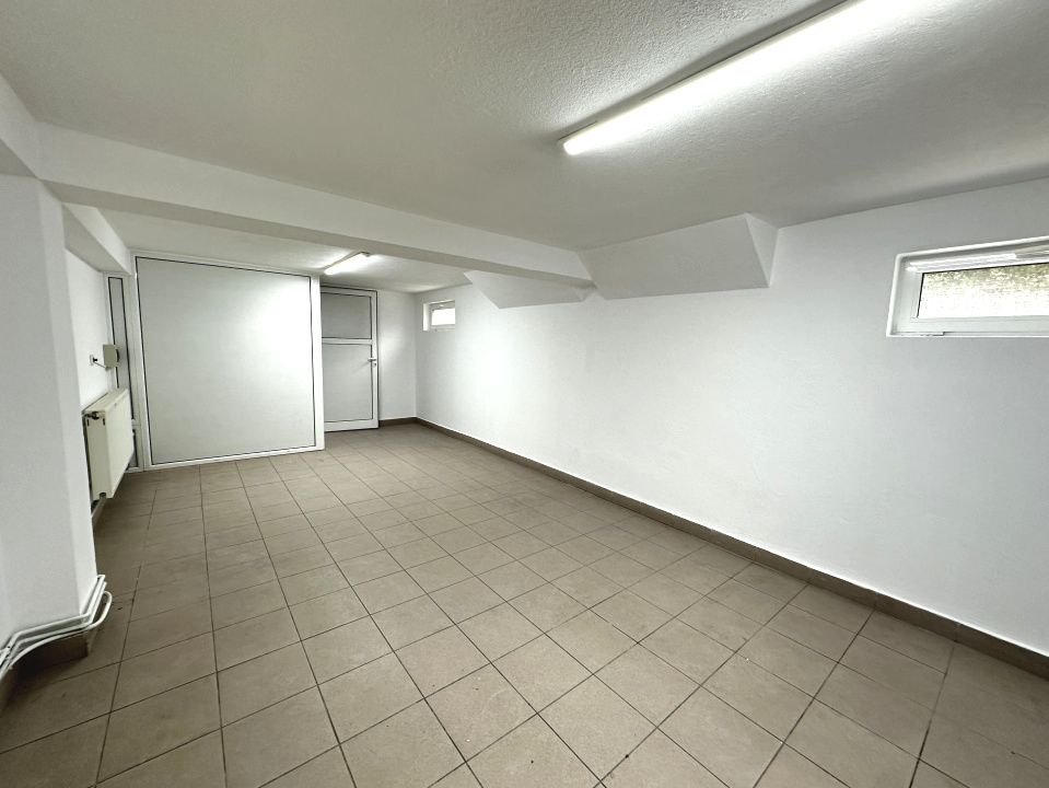 Spatiu Comercial 105 mp Finisat la Bulevard cu vad comerc loc parcare – fotografia 9 din 9