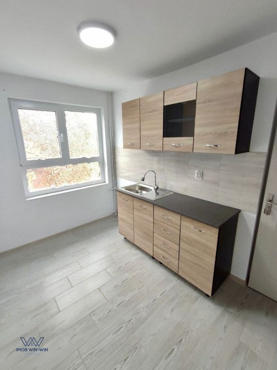 De vânzare Apartament Ultracentral Pitești – fotografia 3 din 7