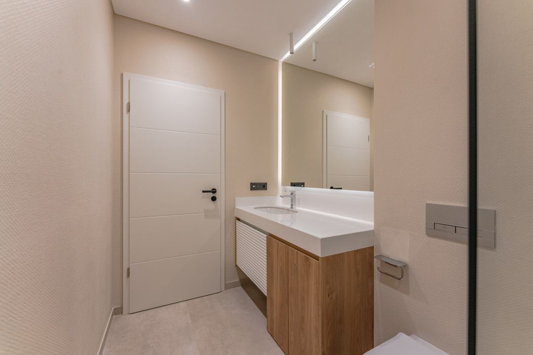 Apartament tip Studio lux in zona centrala! – fotografia 11 din 14