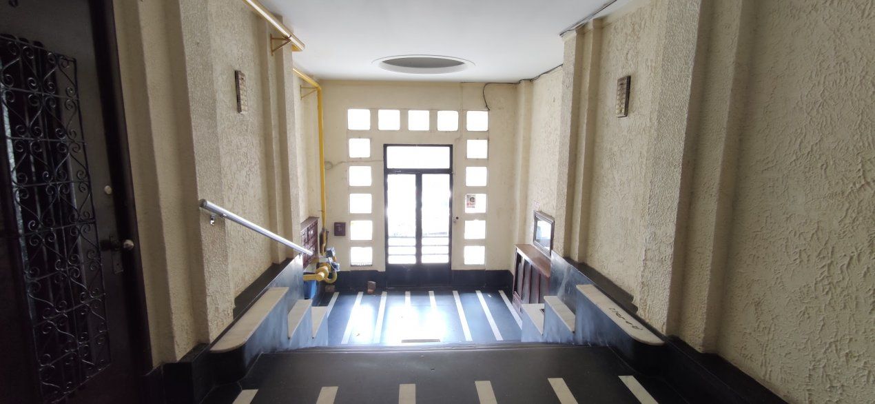 Vanzare apartament 4 camere Iorga – fotografia 16 din 18