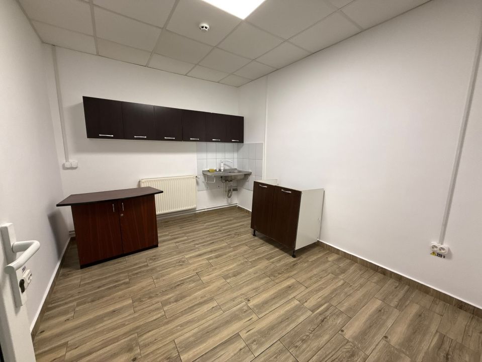 Spatiu birouri, 228 mp Carcea, zona Ford – fotografia 5 din 18