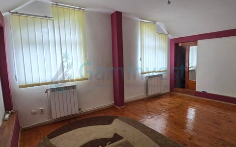 Casa cu dublu front stradal,zona Ecaterina Teodoroiu,Oradea