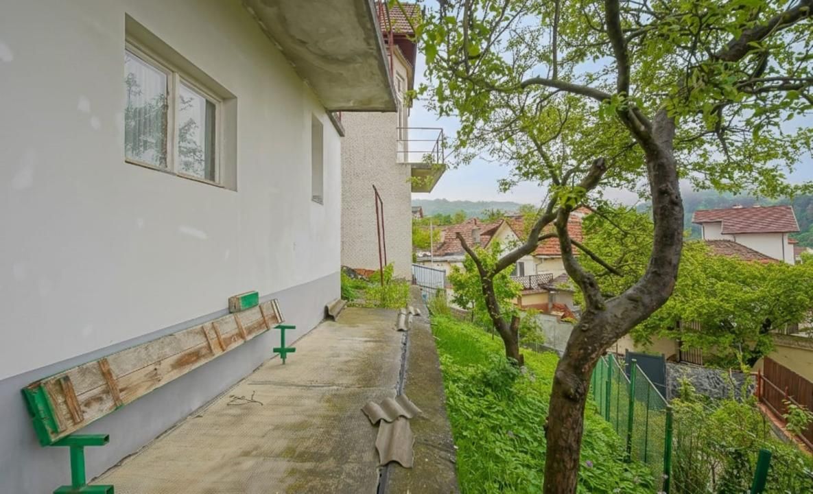 De vânzare casă în cartierul Șchei pe Strada Cotun, nr. 9 – fotografia 10 din 31