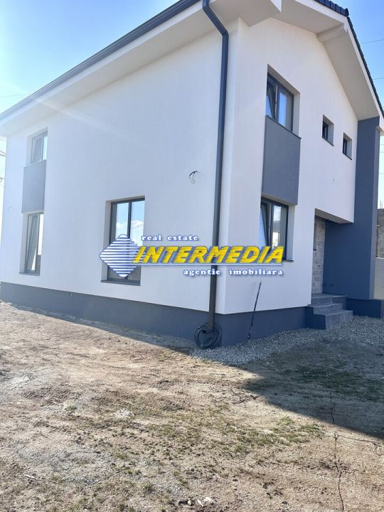 Casa Noua in Cetate 4 camere 117 mp. Teren 340 mp Finisata 90 % – fotografia 4 din 19