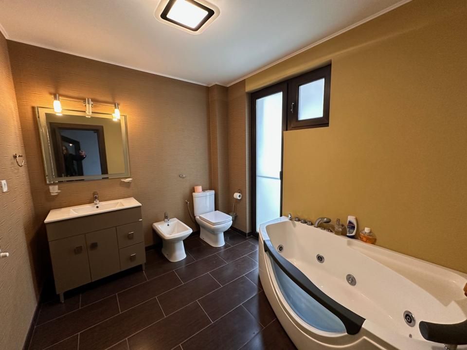 Imobil nou  2015 | Eminescu - Mosilor - Fainari | Teren 246 mp | Garaj | – fotografia 25 din 33