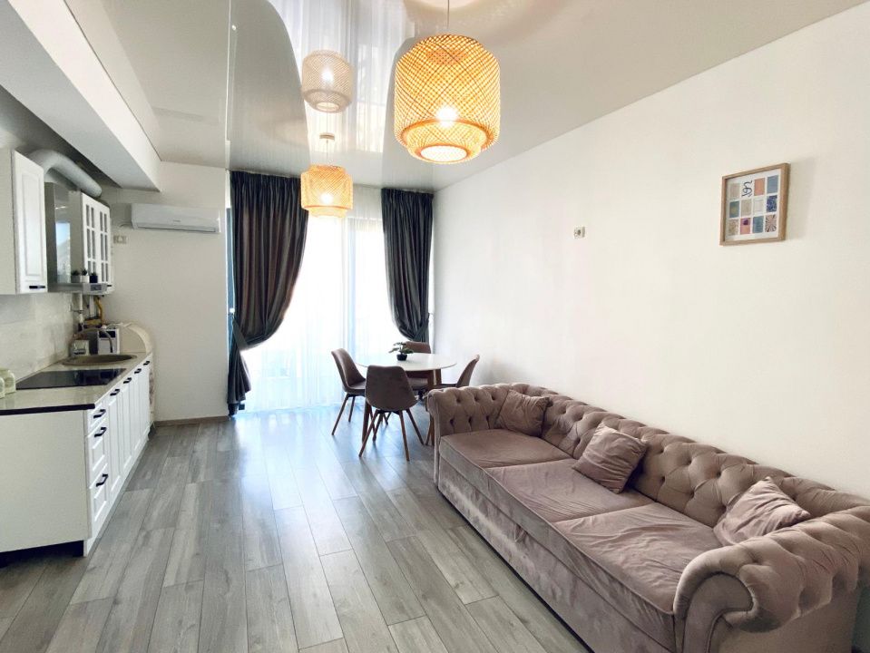 Locuința perfectă la mare 2 camere, design elegant balcon spațios – fotografia 5 din 21
