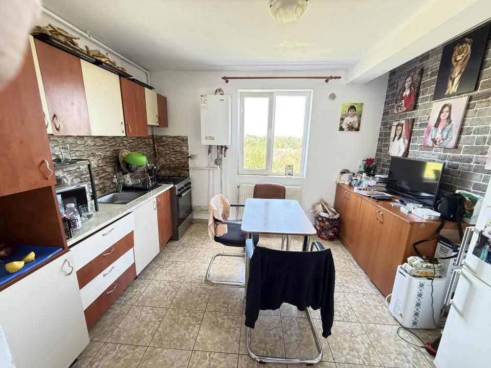 Apartament 3 camere , 69 MP, Parcare cu CF. – fotografia 4 din 11