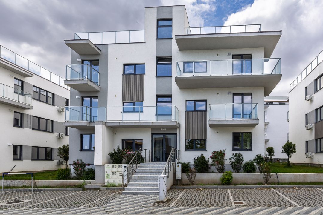 Apartament 3 camere la etajul 2 | Terasa privata 70m | Vedere frontală spre Lac – fotografia 20 din 26