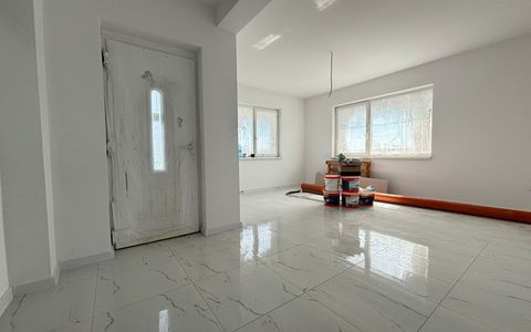 Duplex 4 camere, 110 mp utili, 335 mp teren, toate utilitatile -Giroc