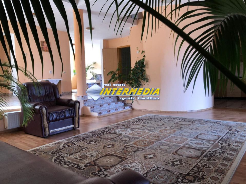 Casa deosebita  D+P+E de vanzare CETATE cu 900 mp. teren – fotografia 12 din 20