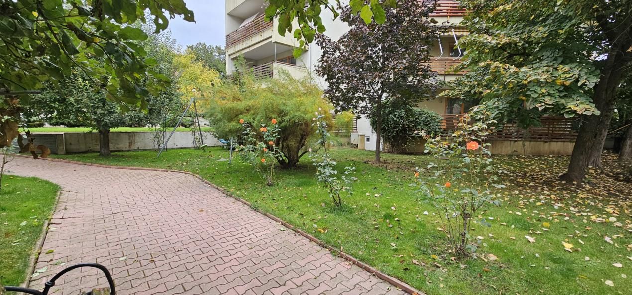 Doi Cocosi - Straulesti - 3 camere cu parcare si boxa incluse – fotografia 33 din 51