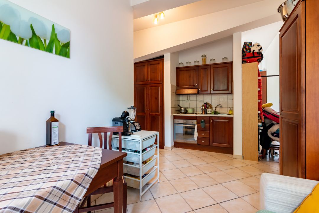 Com0%| Cladire multifunctionala Unirii– Hotel Piri | 9 studiouri independente – fotografia 13 din 49