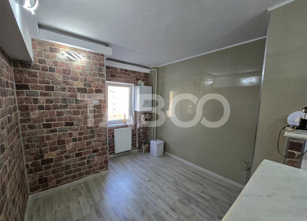 Apartament 3 camere decomandat 2 bai balcon Mihai Viteazul Sibiu – fotografia 1 din 13