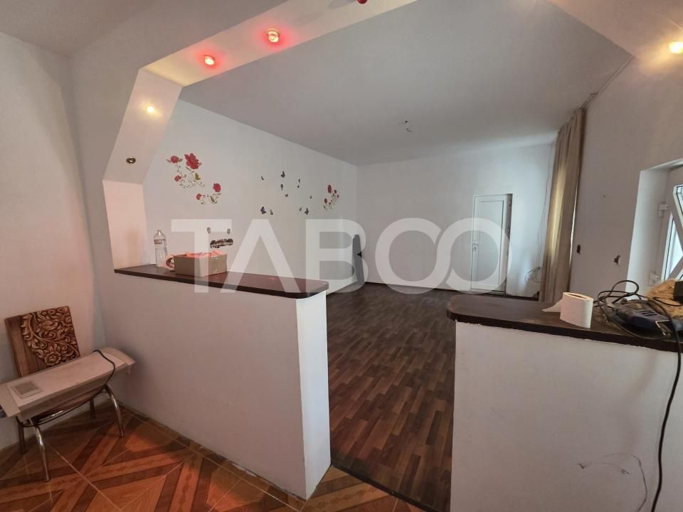 Casa 4 camere de vanzare zona Negoiu singur in curte – fotografia 6 din 12