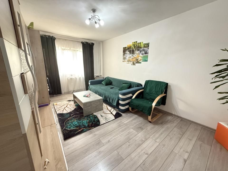 Apartament cu 2 camere, decomandat, etaj 3 - Lipovei – fotografia 1 din 7