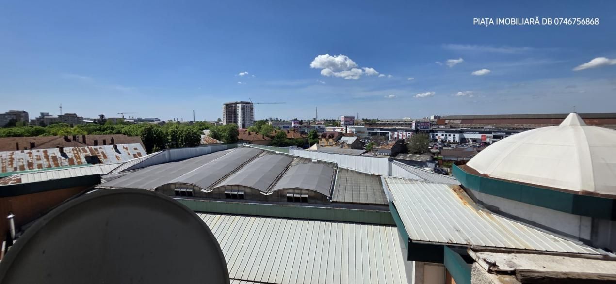 Apartament 4 Camere – Vedere Panoramică pe 2 zone diferite – Zona Piața 1 Mai – fotografia 3 din 12