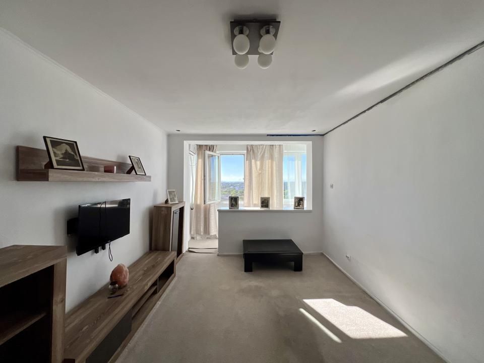 Apartament 3 camere, decomandat, 70 mp utili - zona Sagului – fotografia 1 din 11