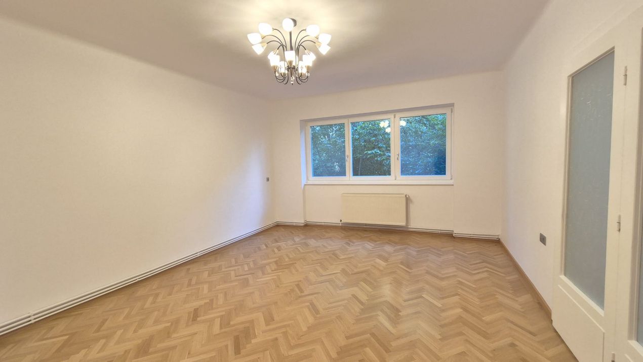 Apartament cu 2 camere partial mobilat in zona centrala – fotografia 12 din 15