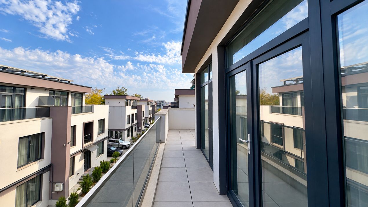 Duplex modern de vanzare in Mamaia Nord P+1 │ Loc de parcare │ Terasa spatioasa – fotografia 12 din 29