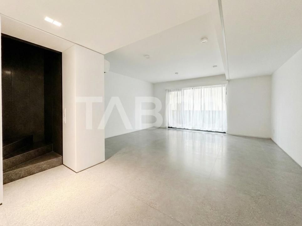 De vanzare unitate duplex ultrafinisata vedere panoramica spre oras – fotografia 5 din 22