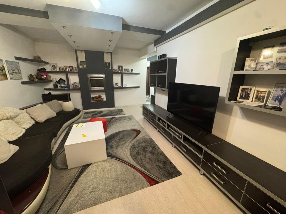 Apartament 3 camere, semidecomandat, 95.75mp, Calea Severinului, Mall Promenada – fotografia 2 din 9