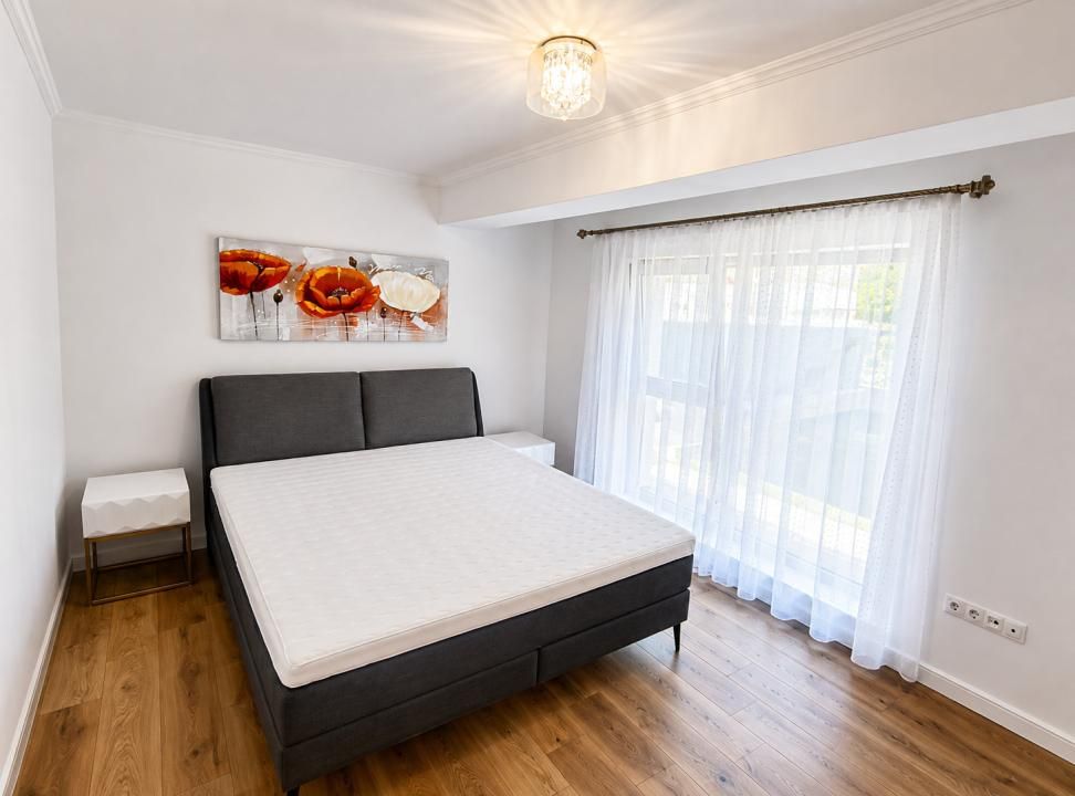 Apartament 3 camere, 66,2mp+terasa 25mp, LIFT, garaj, mobilat modern, Zona VIVO! – fotografia 5 din 11