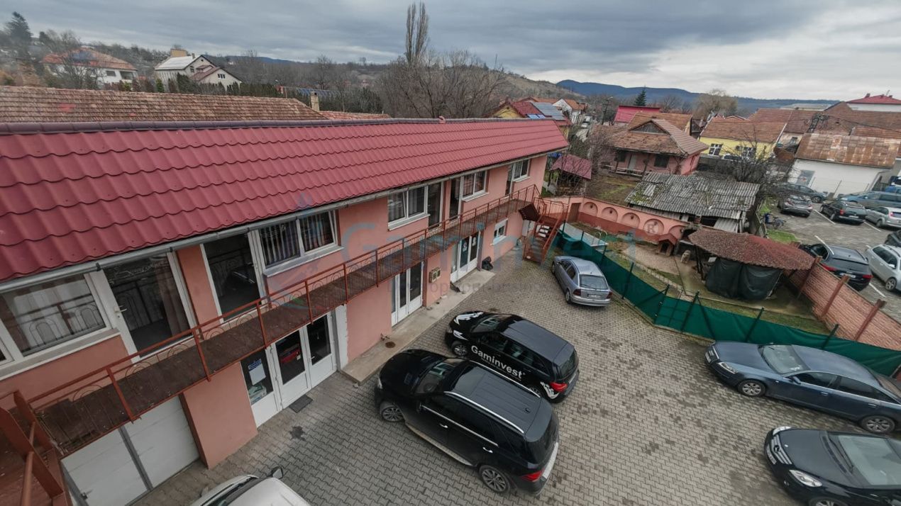 Imobil cu destinatie multipla - comercial, clinica birouri, in Alesd, Bihor – fotografia 6 din 8