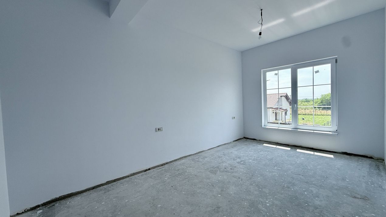 Comision 0% Duplex de vanzare, 5 camere despartit prin garaj - Mosnita Veche – fotografia 9 din 20