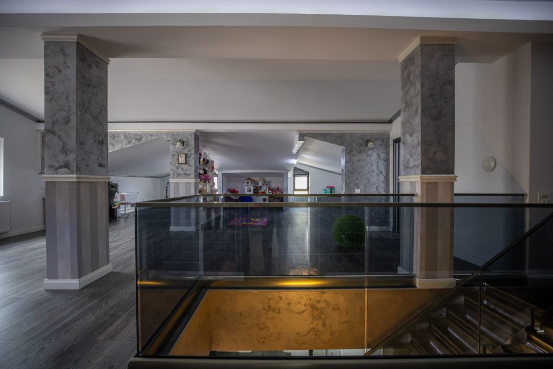 CASA P+1+M, situata in zona KAMSAS – fotografia 19 din 93