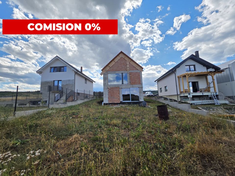 COMISION 0% | Casa individuala - la rosu | 135 mp utili | 586 mp | Corusu – fotografia 1 din 15
