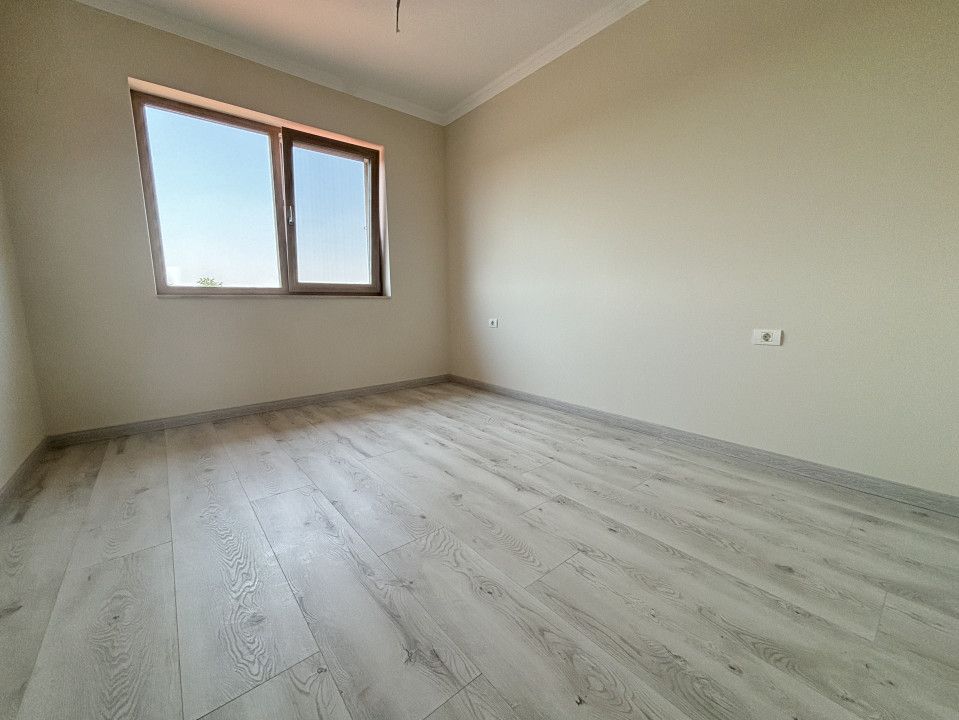 Casa 5 camere, 142mp, 300mp teren, despartita prin GARAJ in Giroc – fotografia 8 din 16