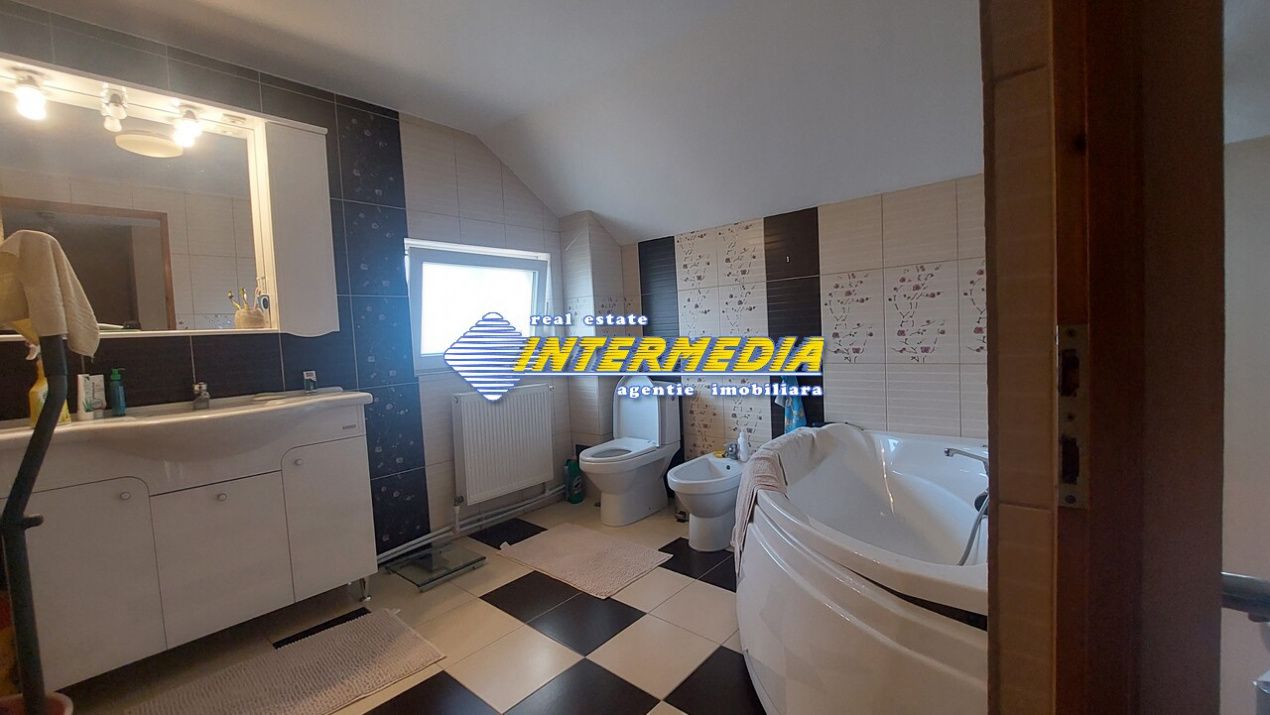 Casa cu Garaj P+E  finisata si mobilata complet in Cetate, Alba Iulia – fotografia 18 din 24