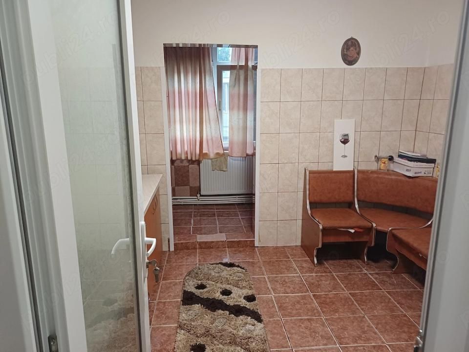 Apartament  2 camere Zona Cet – fotografia 6 din 7