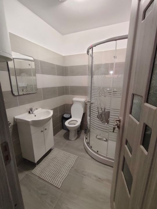 Clădire multifuncțională de vânzare – 24 locuinte, curte, randament ridicat – fotografia 17 din 28