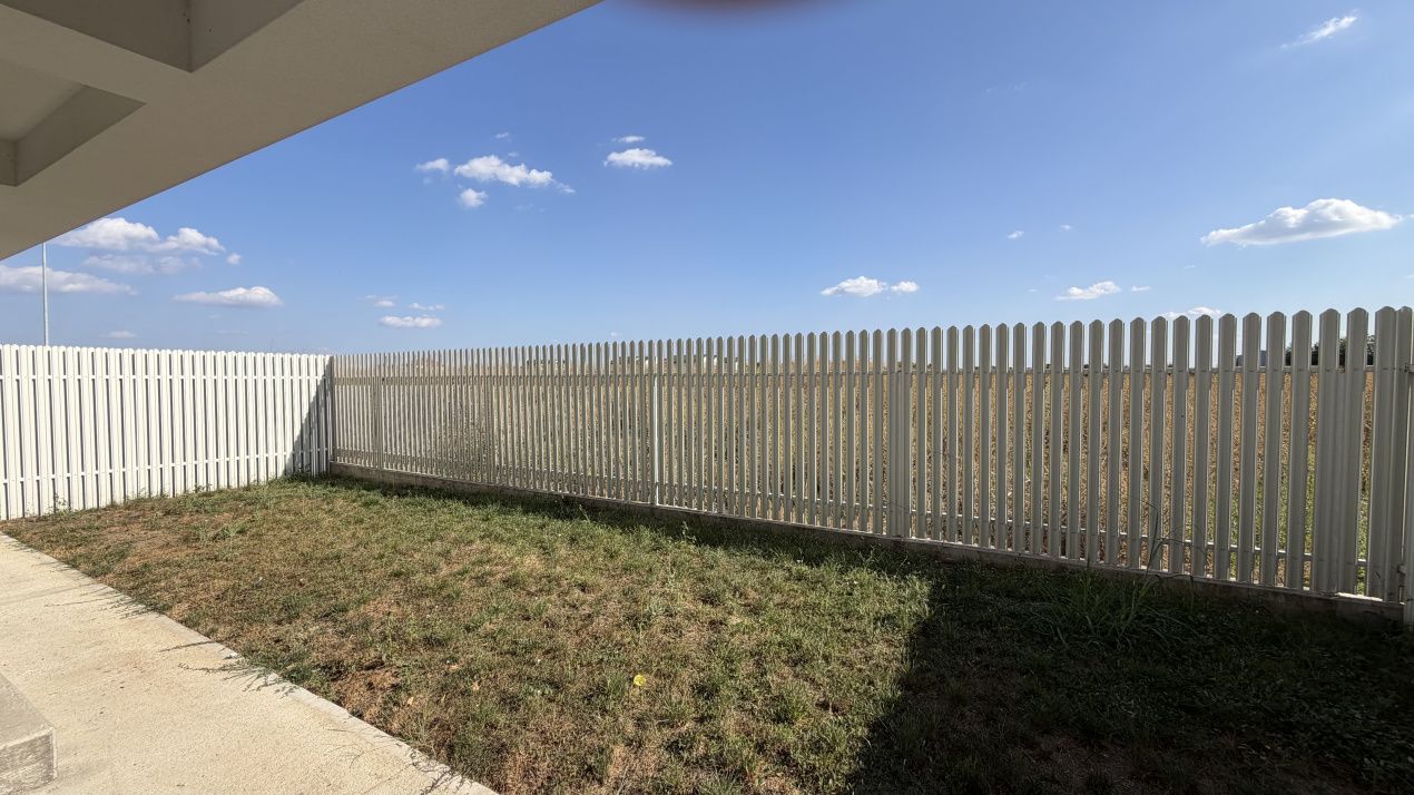 Apartament 2 camere cu grădină de 50 mp, parcare și curățenie inclusă – fotografia 9 din 11