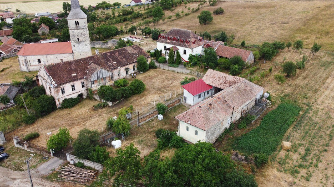 Istorie și potențial – Proprietate unică în Cricau, județul Alba – fotografia 12 din 15